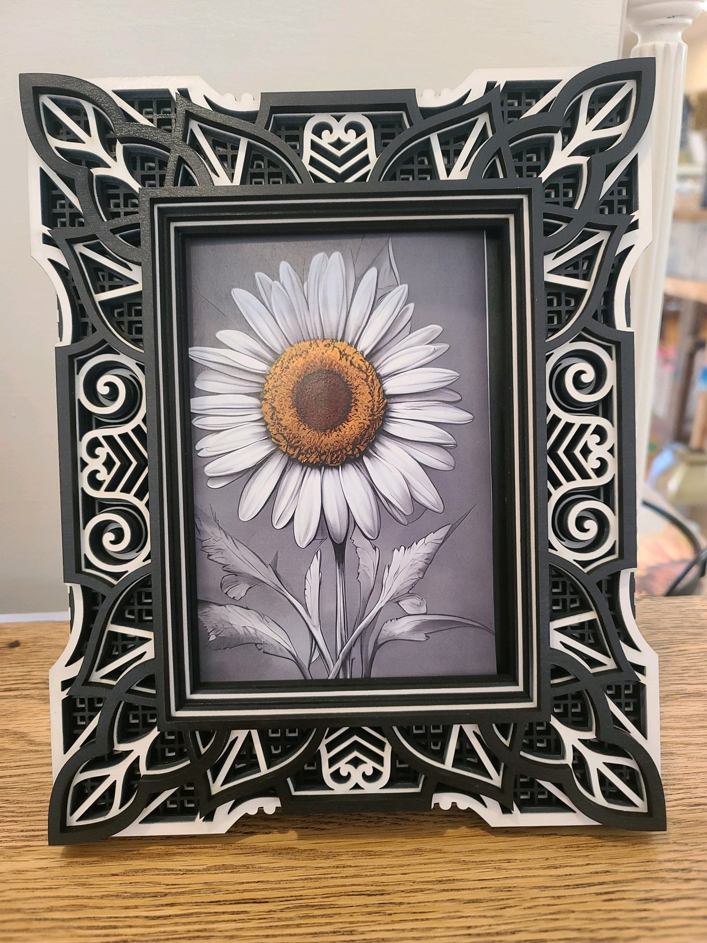 5 x 7 Photo Frame (8" x 10.5") Black + White