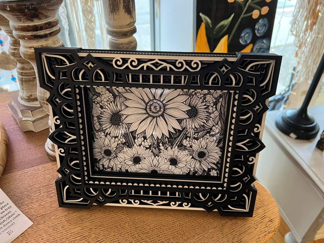 5 x 7 Photo Frame (8" x 10.5") Black & White